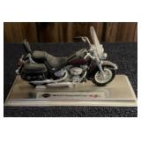MAISTO 'HARLEY DAVIDSON' COLLECTIBLE-'2008' FLSTC
