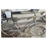 'HUFFY' LADIES BICYCLE-CHECK OUT THE PIC'S