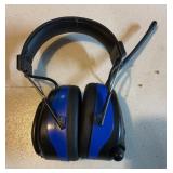 RADIO HEADPHONES-CHECK OUT THE PIC