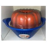 PLASTIC KITCHEN RELATED ITEMS-CHECK OUT THE PIC