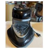 "PIZZAZZ" PIZZA COOKER-APPEARS TO HAVE BEEN USED