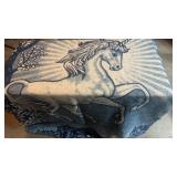 LAP THROW/BLANKET-UNICORN/APPROX. 4ï¿½x6ï¿½