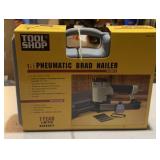 PNEUMATIC BRAD NAILER-NEW/CHECK OUT THE PIC