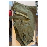 U.S. ARMY DUFFLE BAG-CHECK OUT THE PIC