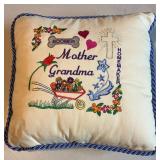 DECOR/ACCENT PILLOW-APPROX. 15ï¿½x15ï¿½