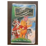 "WALT DISNEY" VHS MOVIE-"POOH