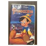 "WALT DISNEY" VHS MOVIE-"PINOCCHIO"