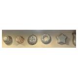 (6)DECOR JELLO MOLDS-CHECK OUT THE PIC