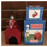 "SNOOPY & DOG HOUSE-NEW