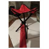FOLDING/CAMPING STOOL W/BAG