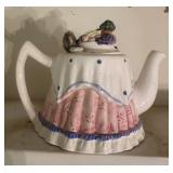 COLLECTOR TEA POT-TABLE/CHECK OUT THE PIC