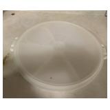 "TUPPERWARE" PIE SLICE CARRIER-CHECK OUT THE PIC