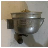 "DAZEY" ***SPEEDO*** JUICER-CHECK OUT THE PIC
