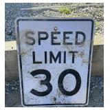 FEDERAL/STATE REGULATORY SIGN-'SPEED LIMIT 30 MPH'