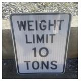 FEDERAL/STATE REGULATORY SIGN-'WEIGHT LIMIT~10TON'