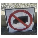 FEDERAL/STATE REGULATORY SIGN-'NO TRUCKS'