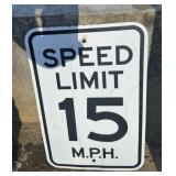 FEDERAL/STATE REGULATORY SIGN-'SPEED LIMIT 15 MPH'