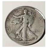 1945 WALKING LIBERTY HALF DOLLAR (90% SILVER)