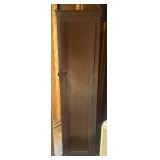 VINTAGE CABINET W/DOOR