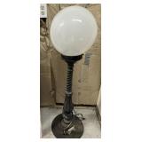 FLOOR LAMP W/CAST IRON BASE-CHECK OUT THE PIC