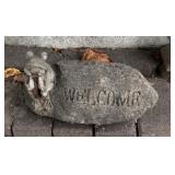 YARD DECOR-CHECK OUT THE PIC