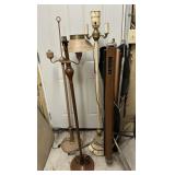 FLOOR LAMPS & SCREENS-CHECK OUT THE PIC