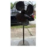 PEDESTAL FAN-CHECK OUT THE PIC