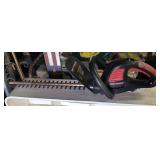 ELECTRIC HEDGE TRIMMERS-CHECK OUT THE PIC