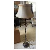 VINTAGE FLOOR LAMP W/SHADE