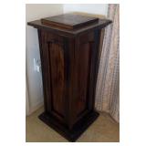 VINTAGE WOODEN PLANT STAND-CHECK OUT THE PIC