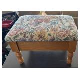 FOOT STOOL W/STORAGE