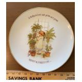COLLECTOR PLATE-"HOLLY HOBBIE"