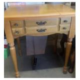 "SINGER" SEWING MACHINE W/CABINET
