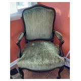 VINTAGE ARM CHAIR-CHECK OUT THE PIC