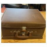 AUDIO CASSETTE CASE W/EMPTY CASES-CHECK IT OUT