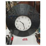 Large diameter Metal clock