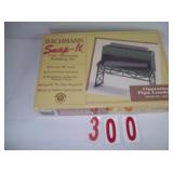 Bachmann Operating Pipe Loader kit