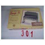 Bachmann Operating Pipe Loader kit