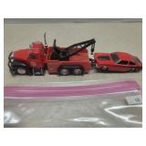 Maisto 1953 Mack B 61 Tow Truck with 1971