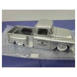 Jada Toys 1955 Chevy Stepside Pickup Die-Cast