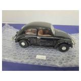 M2 Machines 1952 VW Beetle Deluxe Die-Cast