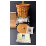 Longaberger 2001 Motherï¿½s Day Vintage Blossoms
