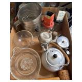 VTG KITCHEN ITEMS Nutmeg Grinders