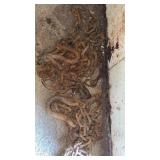PIECES OF HEAVY DUTY CHAIN
