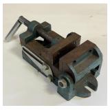 SMALL BENCH VISE