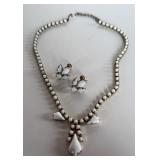 Regency White Glass Chocker and matching earvrings
