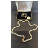 PEARL BROOCH AND NECKLACE