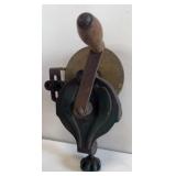VTG FULTON HAND GRINDER