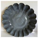 GRANITEWARE GRAY SCALLOPED EDGE MOLD