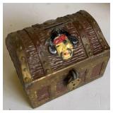 VTG PIRATES CHEST BANK, NO KEY